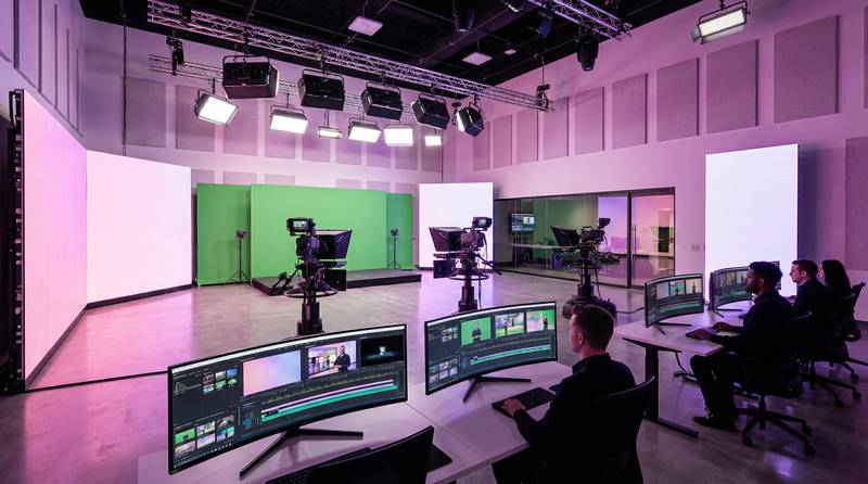 黄瓜视频制片总监